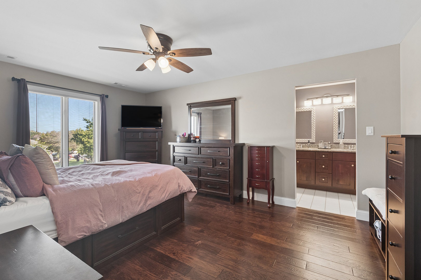 12908 Mill Drive E, #B2, Palos Park, IL 60464