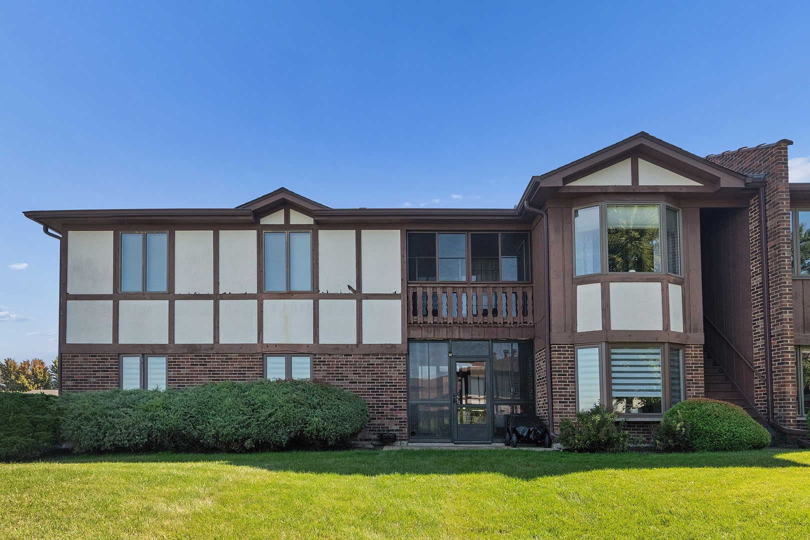 12908 Mill Drive E, #B2, Palos Park, IL 60464