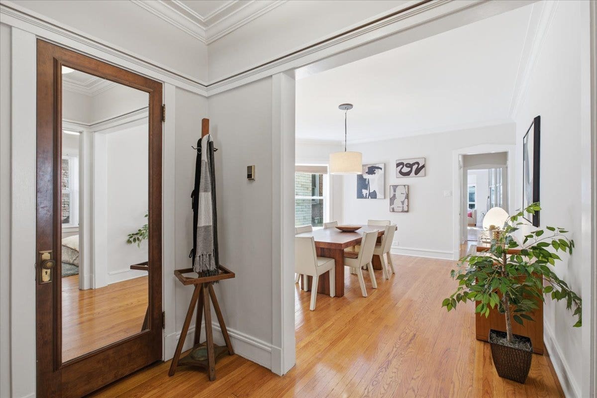 1625 W Rascher Avenue, #1, Chicago, IL 60640