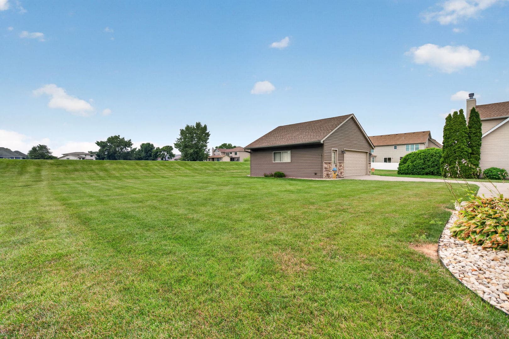 723 O Toole Drive, Minooka, IL 60447 723 O Toole Drive, Minooka, IL 60447