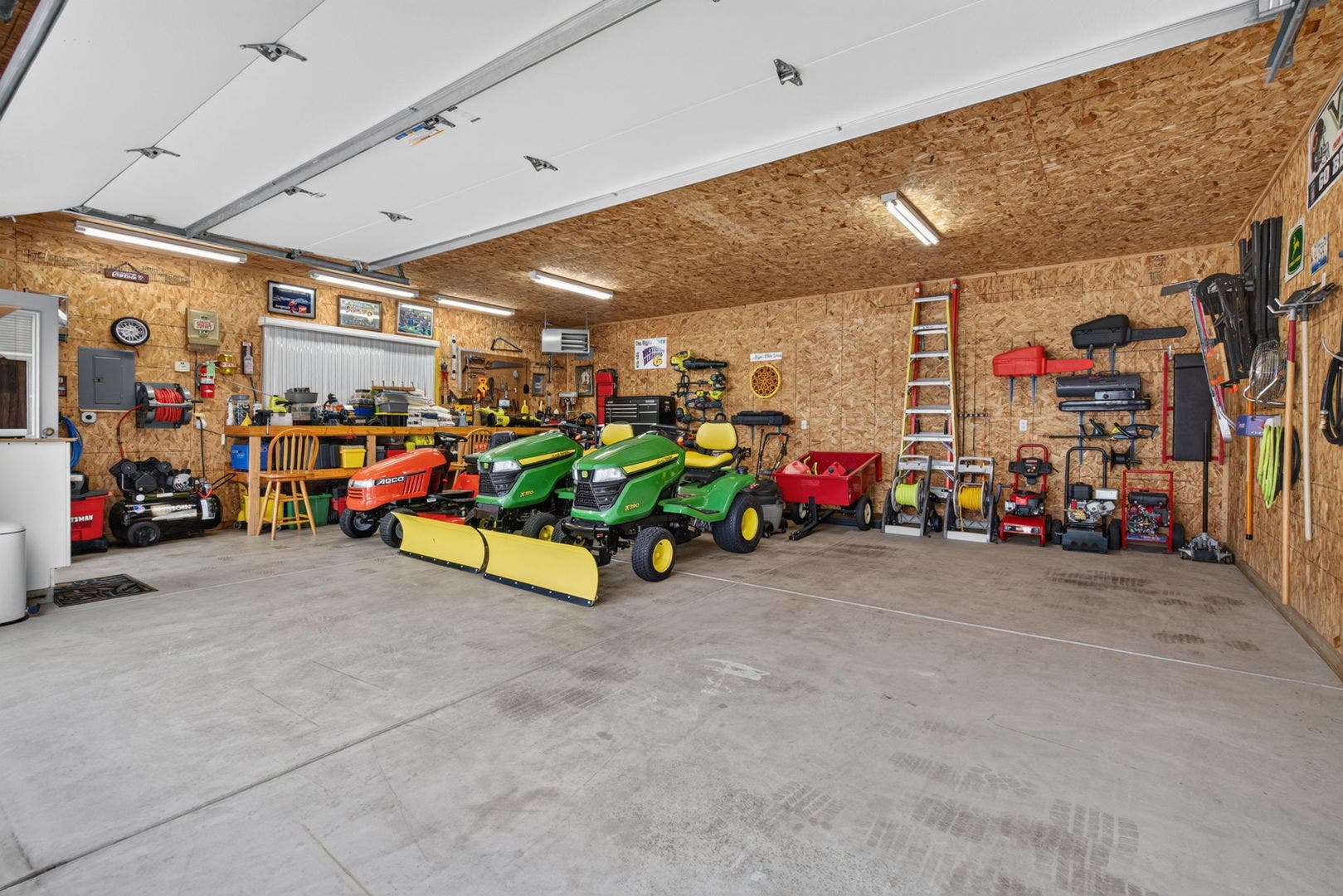 723 O Toole Drive, Minooka, IL 60447 723 O Toole Drive, Minooka, IL 60447