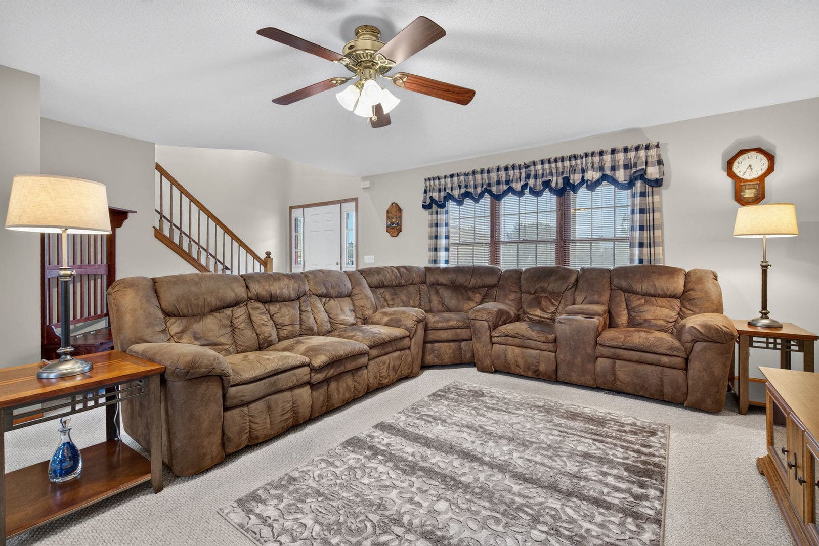 723 O Toole Drive, Minooka, IL 60447 723 O Toole Drive, Minooka, IL 60447