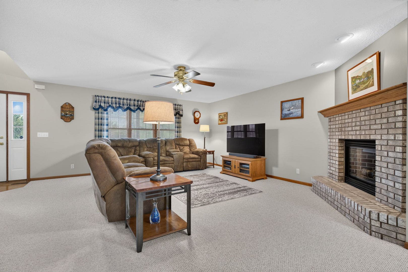 723 O Toole Drive, Minooka, IL 60447 723 O Toole Drive, Minooka, IL 60447