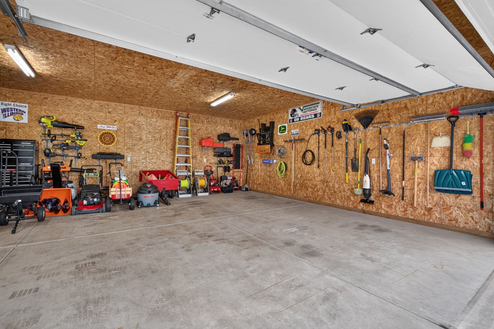 723 O Toole Drive, Minooka, IL 60447 723 O Toole Drive, Minooka, IL 60447