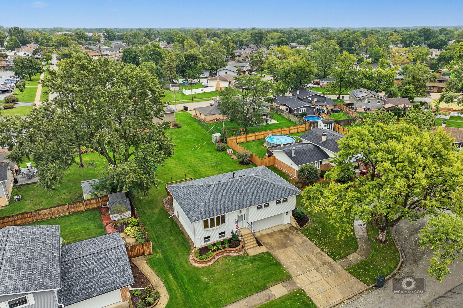 5909 El Morro Court, Oak Forest, IL 60452 5909 El Morro Court, Oak Forest, IL 60452