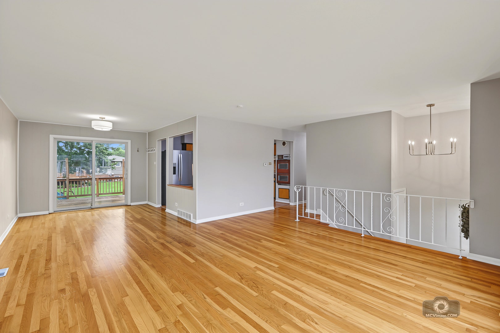5909 El Morro Court, Oak Forest, IL 60452 5909 El Morro Court, Oak Forest, IL 60452