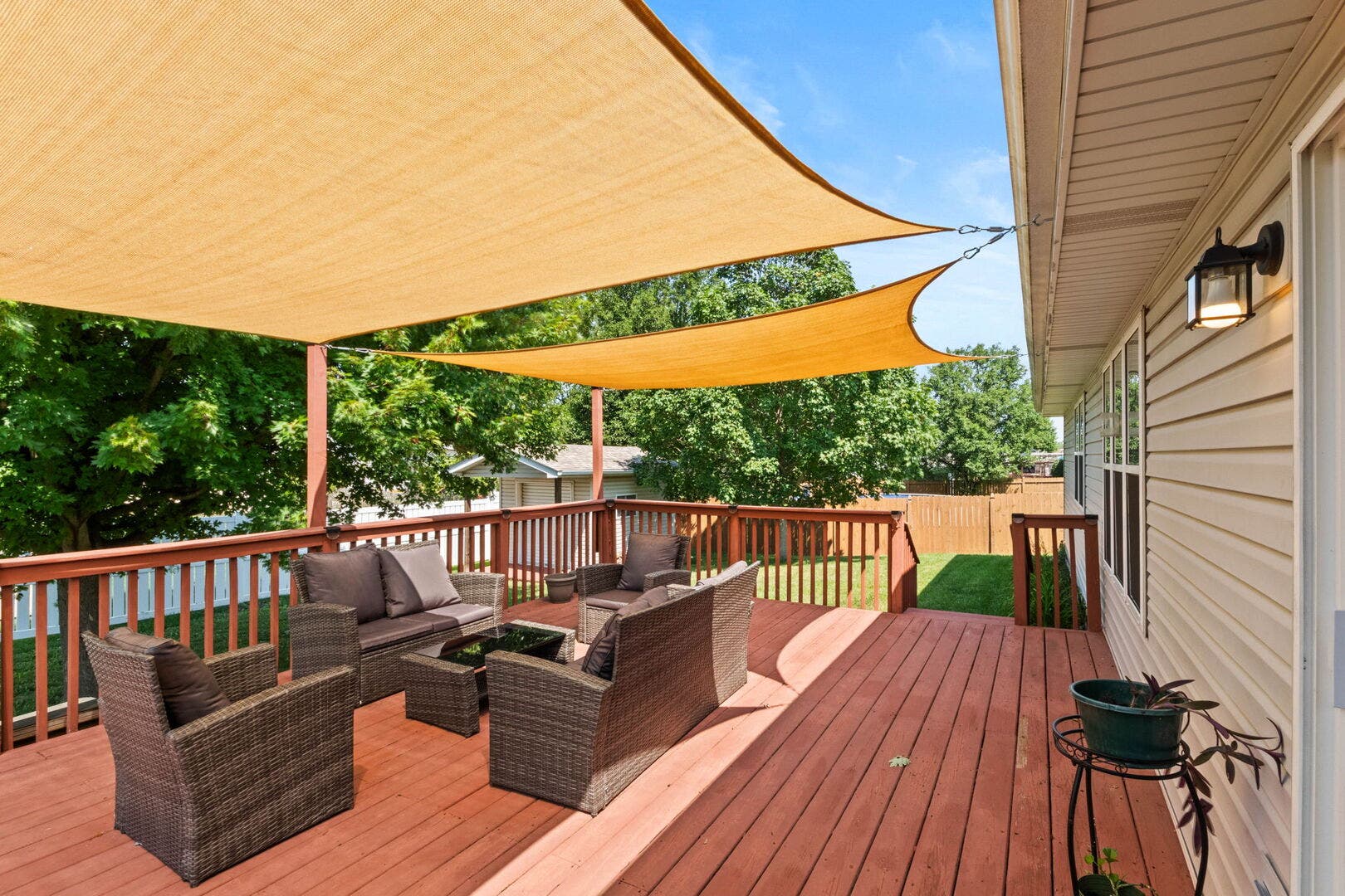 911 COTTONWOOD Drive, Elwood, IL 60421 911 COTTONWOOD Drive, Elwood, IL 60421