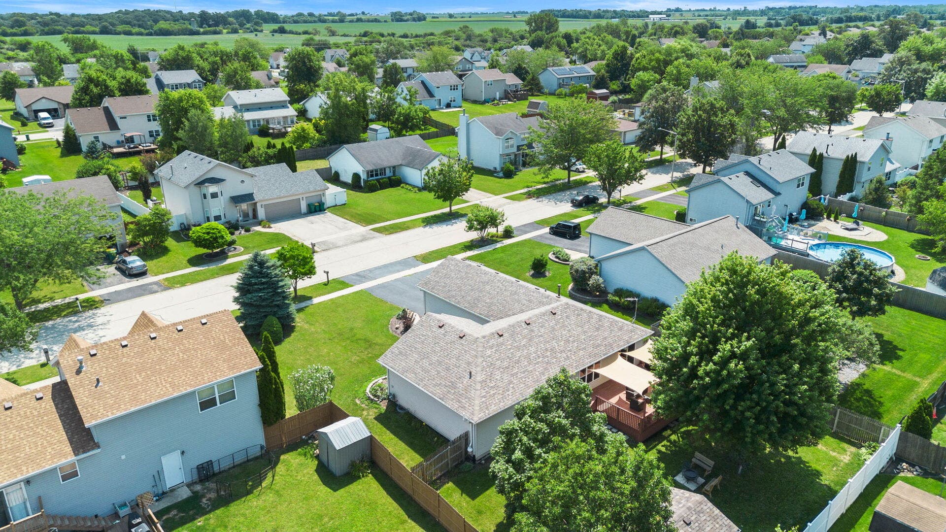 911 COTTONWOOD Drive, Elwood, IL 60421 911 COTTONWOOD Drive, Elwood, IL 60421