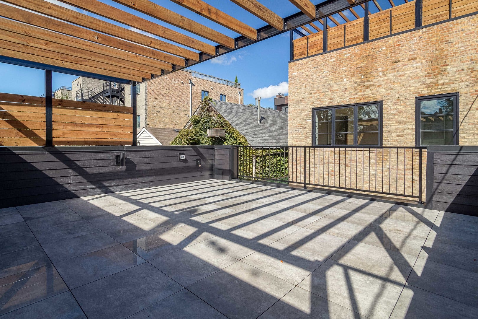 1625 W Julian Street, Chicago, IL 60622 1625 W Julian Street, Chicago, IL 60622