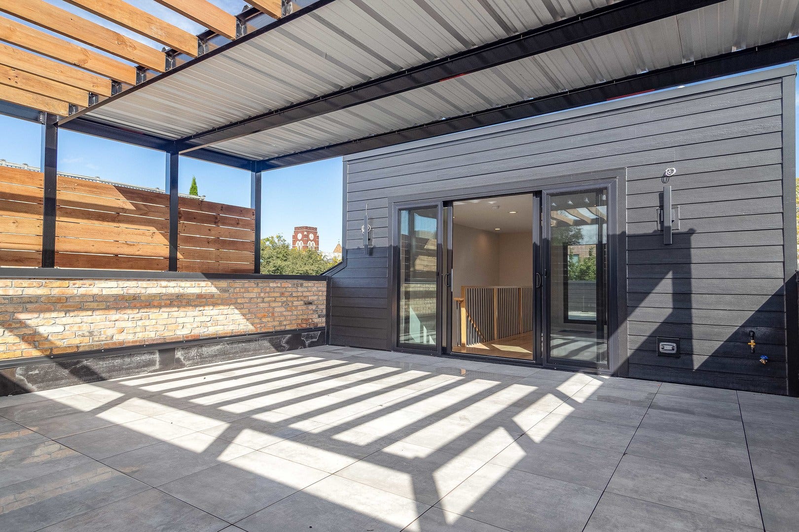 1625 W Julian Street, Chicago, IL 60622 1625 W Julian Street, Chicago, IL 60622