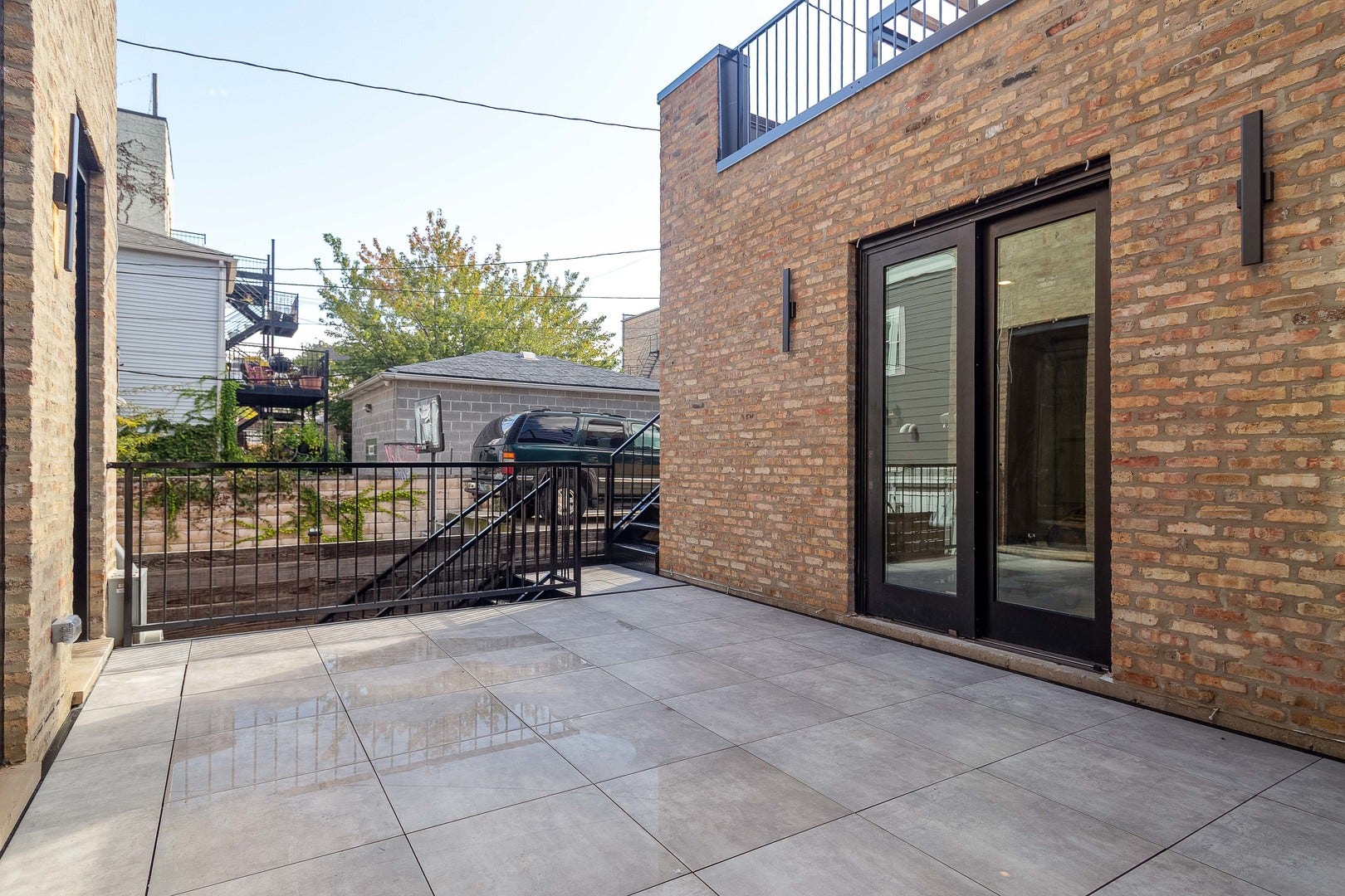 1625 W Julian Street, Chicago, IL 60622 1625 W Julian Street, Chicago, IL 60622