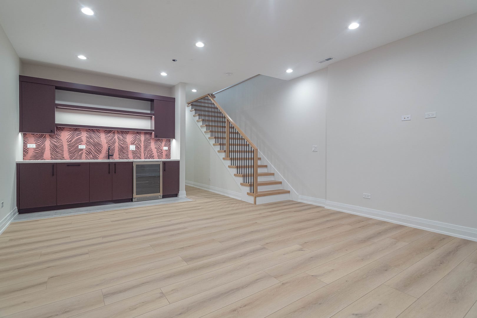1625 W Julian Street, Chicago, IL 60622 1625 W Julian Street, Chicago, IL 60622