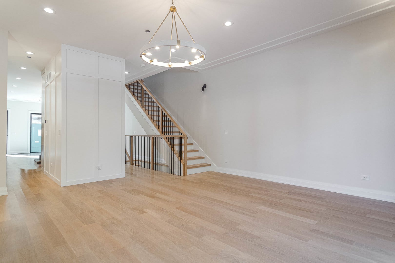 1625 W Julian Street, Chicago, IL 60622 1625 W Julian Street, Chicago, IL 60622