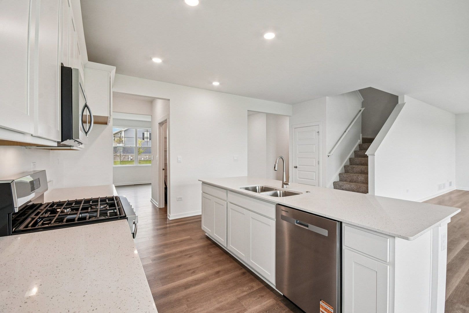 6207 Longford Lane, Tinley Park, IL 60477 6207 Longford Lane, Tinley Park, IL 60477
