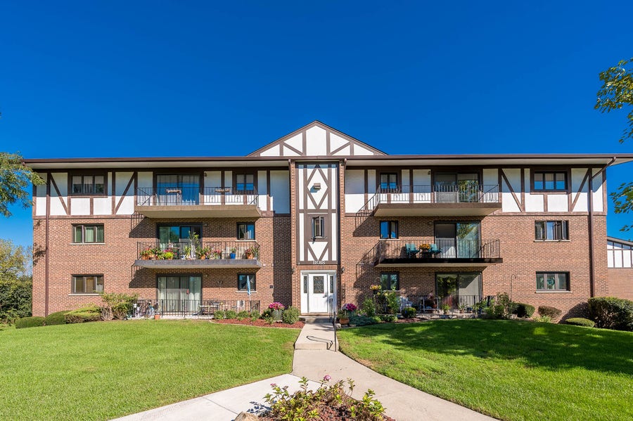 Property photo for 11018 Theresa Circle, #2D, Palos Hills, IL