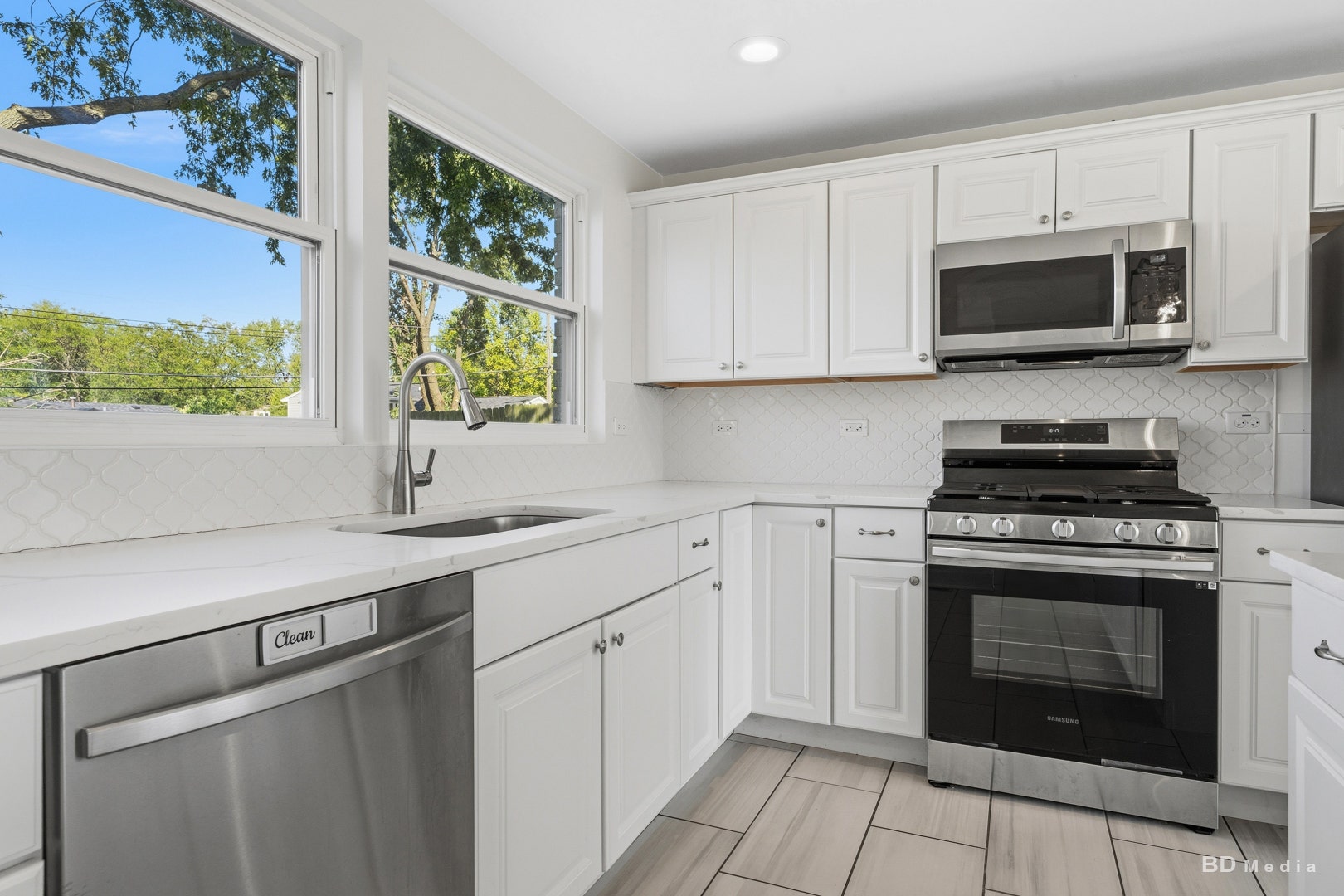 9416 Magnolia Avenue, Mokena, IL 60448 9416 Magnolia Avenue, Mokena, IL 60448