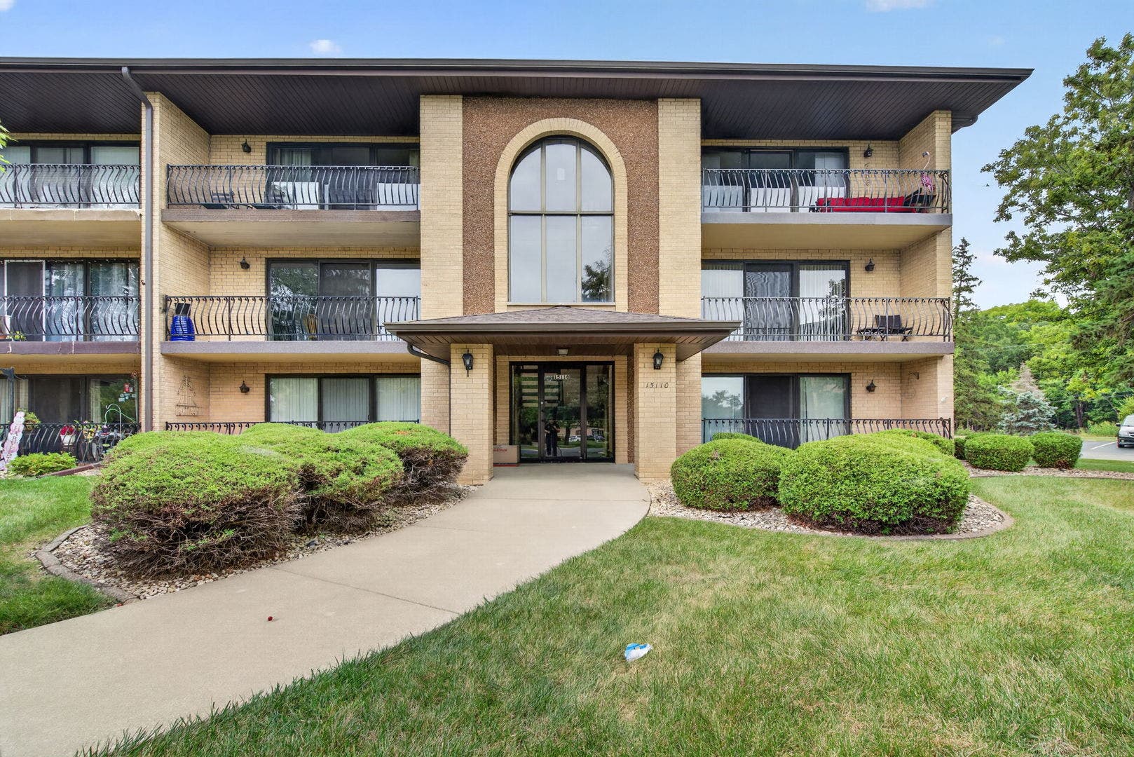 15110 Evergreen Drive, #1C, Orland Park, IL 60462