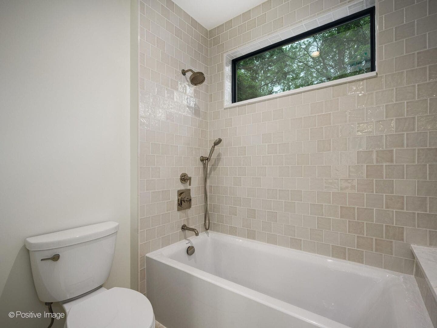 414 Laurel Avenue, Wilmette, IL 60091 414 Laurel Avenue, Wilmette, IL 60091