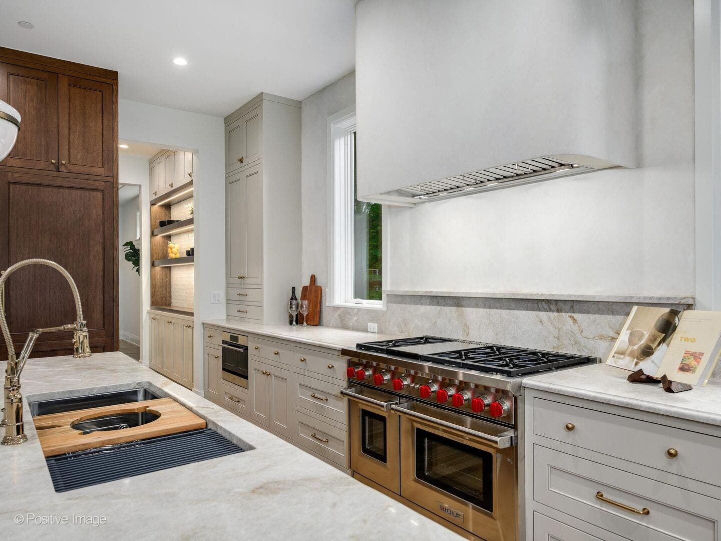 414 Laurel Avenue, Wilmette, IL 60091 414 Laurel Avenue, Wilmette, IL 60091