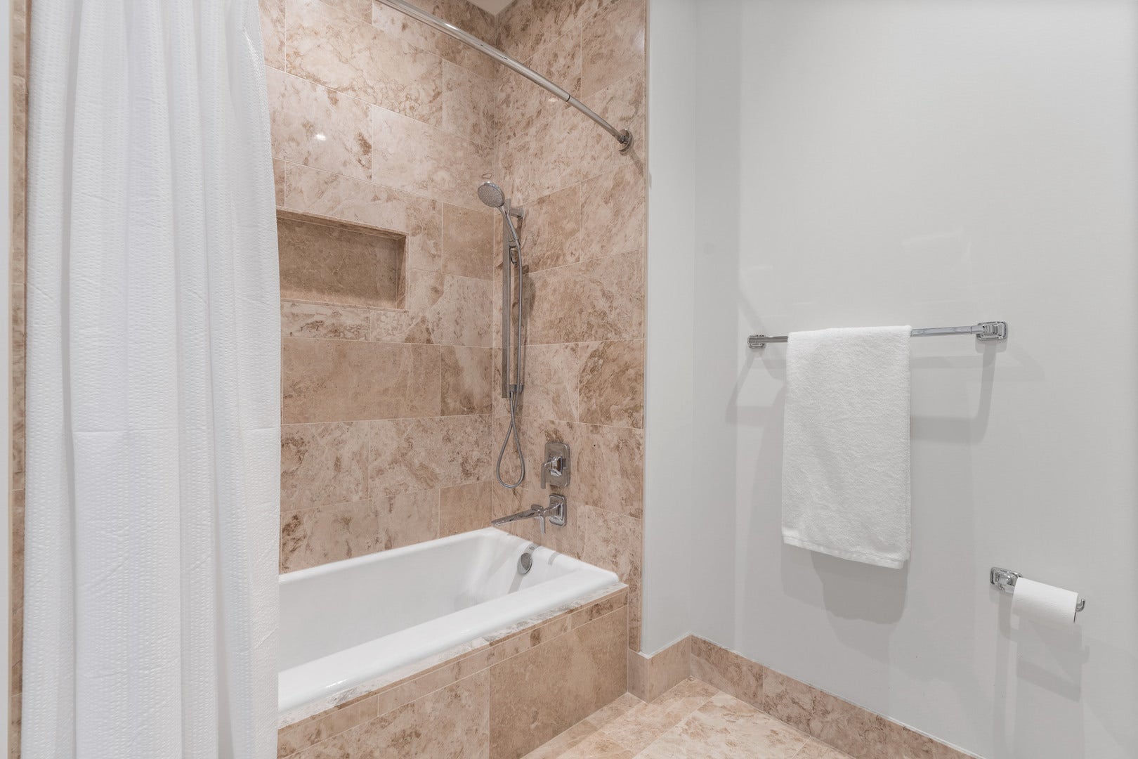 363 E Wacker Drive, #2106, Chicago, IL 60601