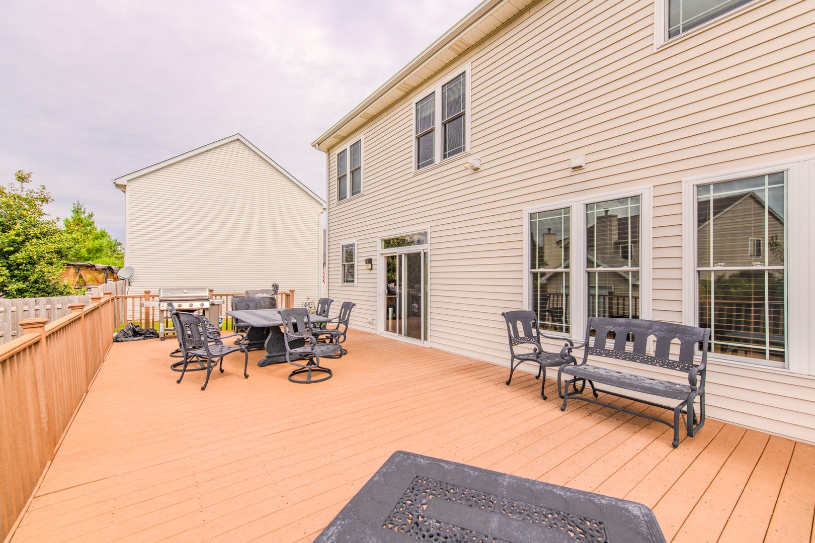 711 Silver Fox Drive, Joliet, IL 60431 LARGE DECK OFF KITCHEN - GREAT FOR ENTERTAINING