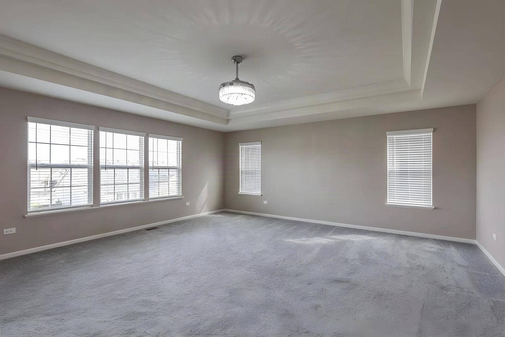 3626 Emerald Road, Elgin, IL 60124 3626 Emerald Road, Elgin, IL 60124