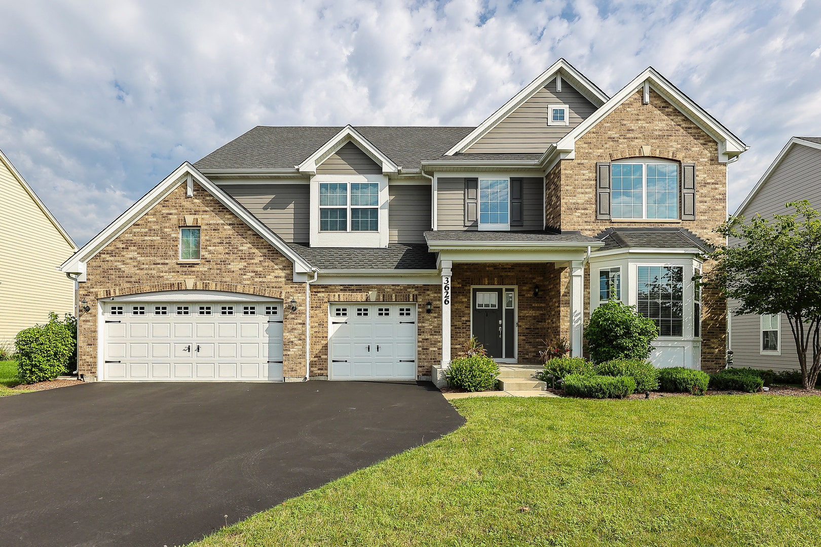 3626 Emerald Road, Elgin, IL 60124 3626 Emerald Road, Elgin, IL 60124
