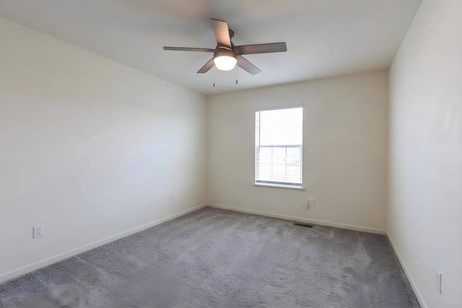 3626 Emerald Road, Elgin, IL 60124 3626 Emerald Road, Elgin, IL 60124