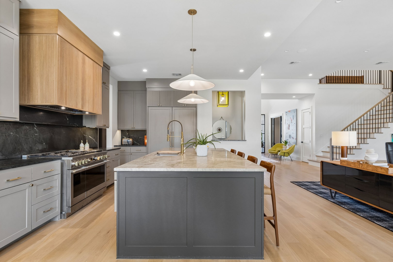 4046 Clover Lane, Dallas, TX 75220 4046 Clover Lane, Dallas, TX 75220