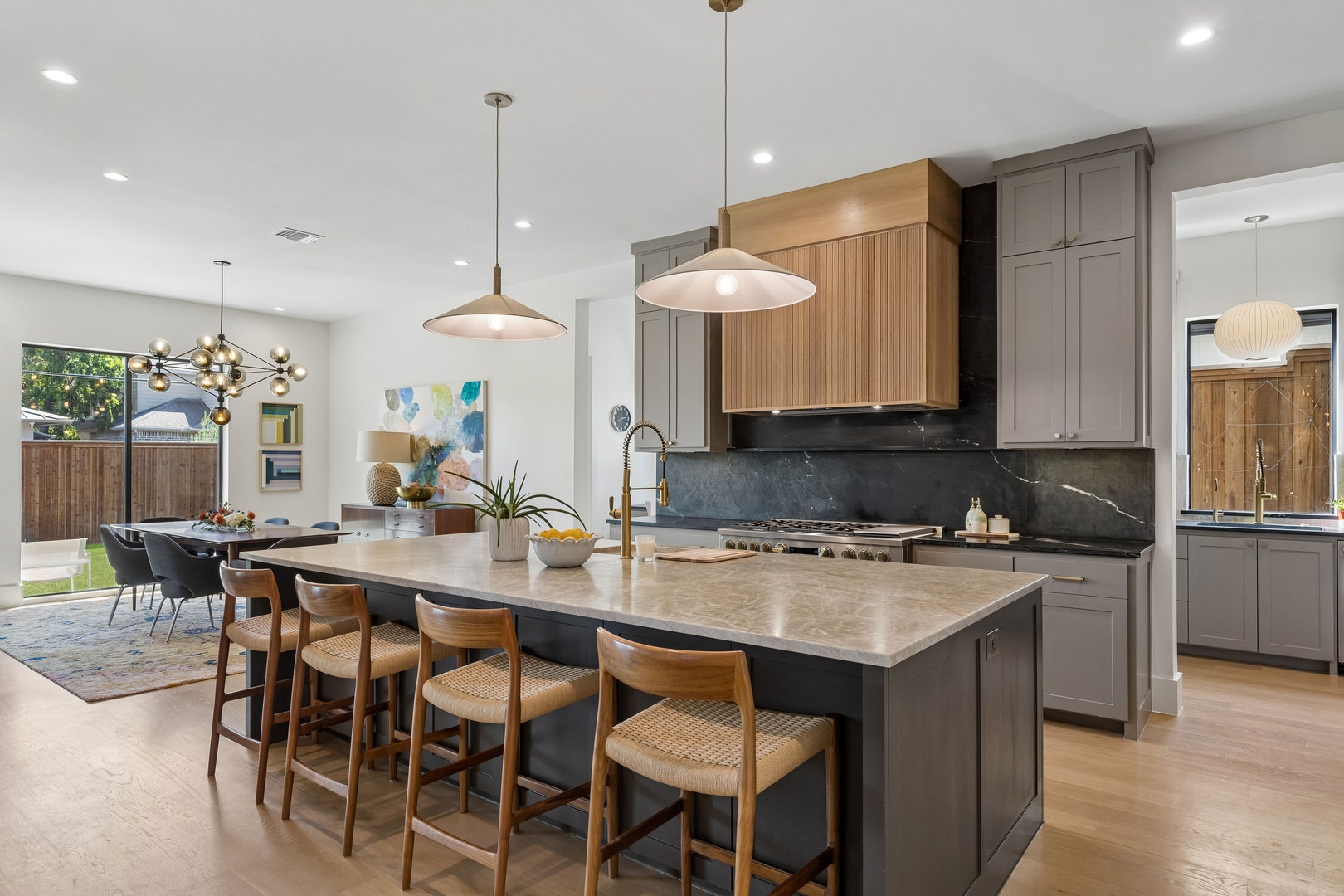 4046 Clover Lane, Dallas, TX 75220 4046 Clover Lane, Dallas, TX 75220