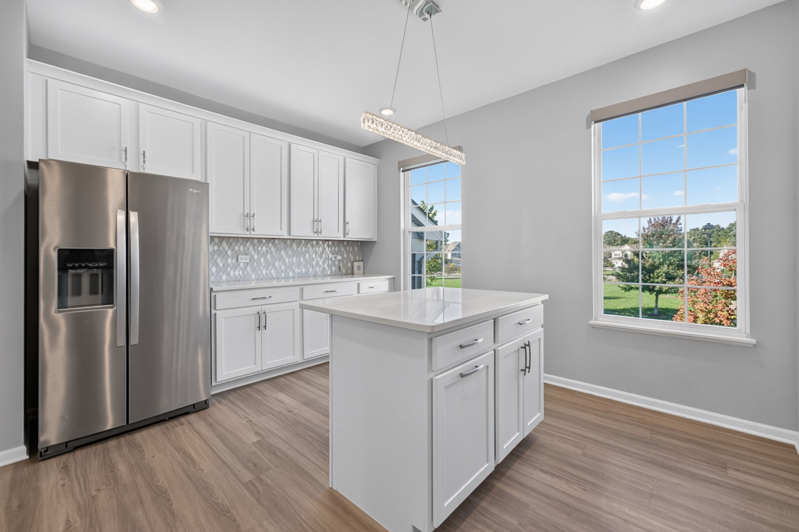 1627 Sager Way, Batavia, IL 60510 1627 Sager Way, Batavia, IL 60510