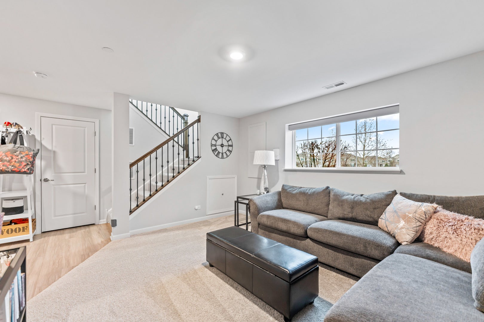 1627 Sager Way, Batavia, IL 60510 1627 Sager Way, Batavia, IL 60510