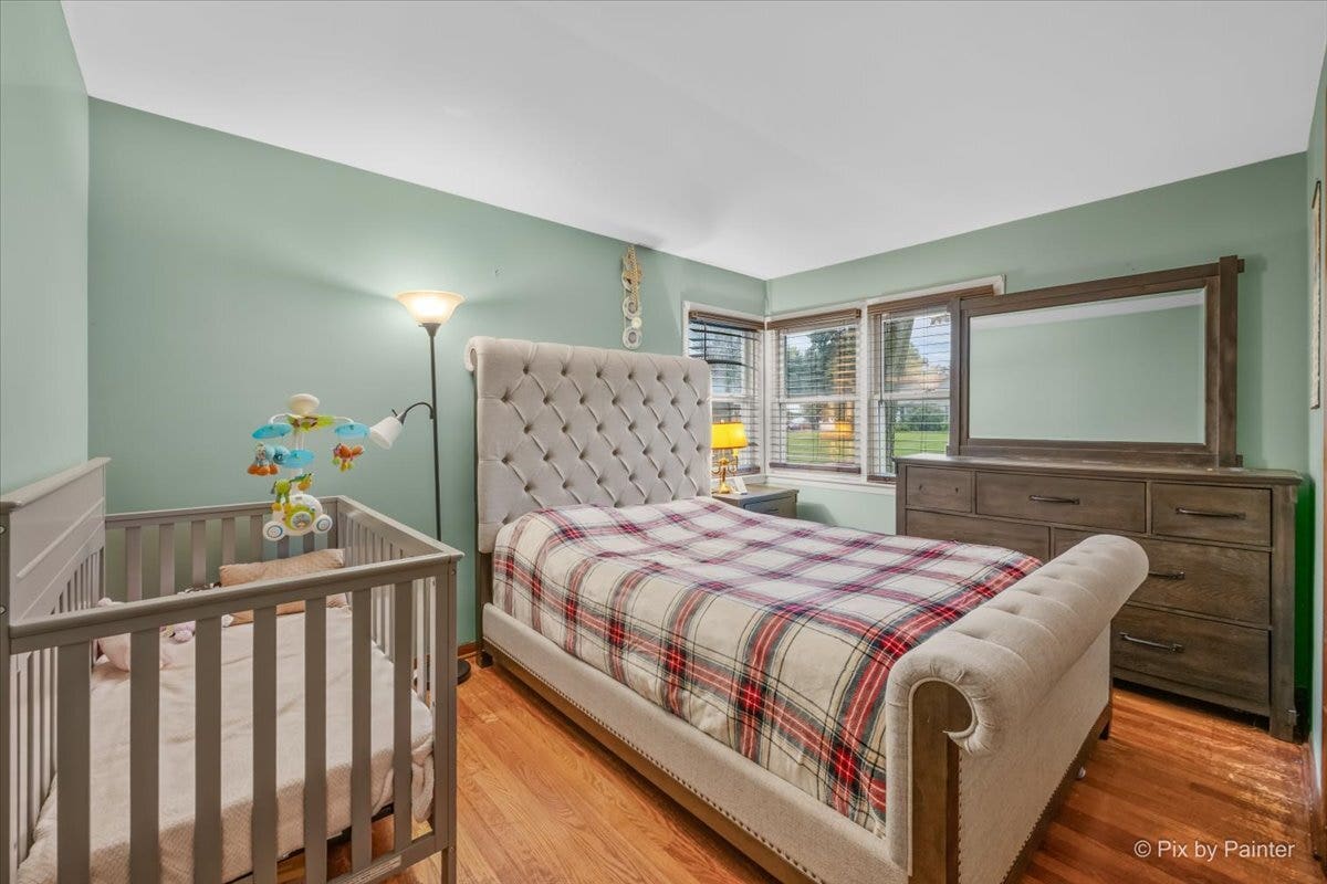 115 S Du Bois Avenue, Elgin, IL 60123 115 S Du Bois Avenue, Elgin, IL 60123