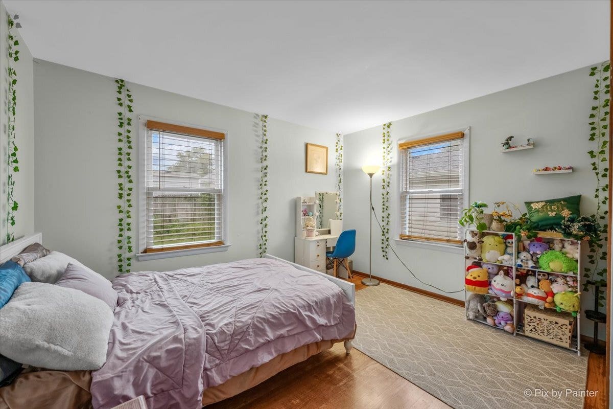 115 S Du Bois Avenue, Elgin, IL 60123 115 S Du Bois Avenue, Elgin, IL 60123