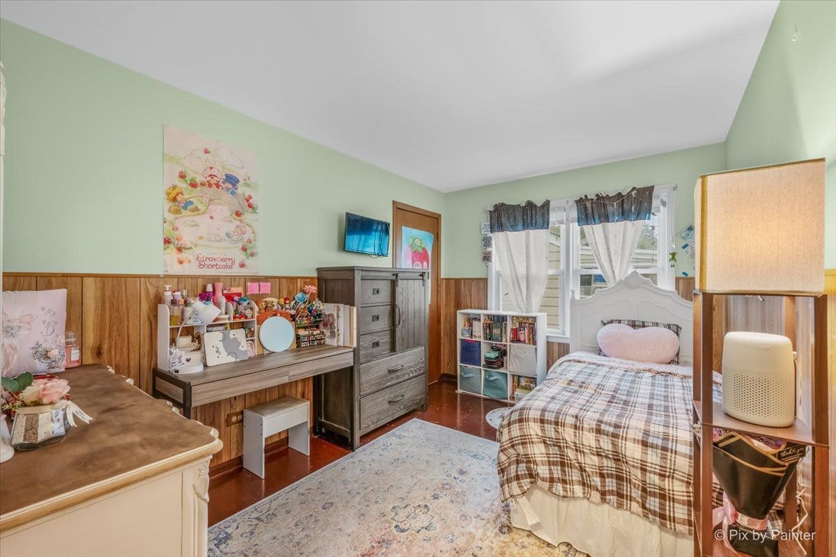 115 S Du Bois Avenue, Elgin, IL 60123 115 S Du Bois Avenue, Elgin, IL 60123