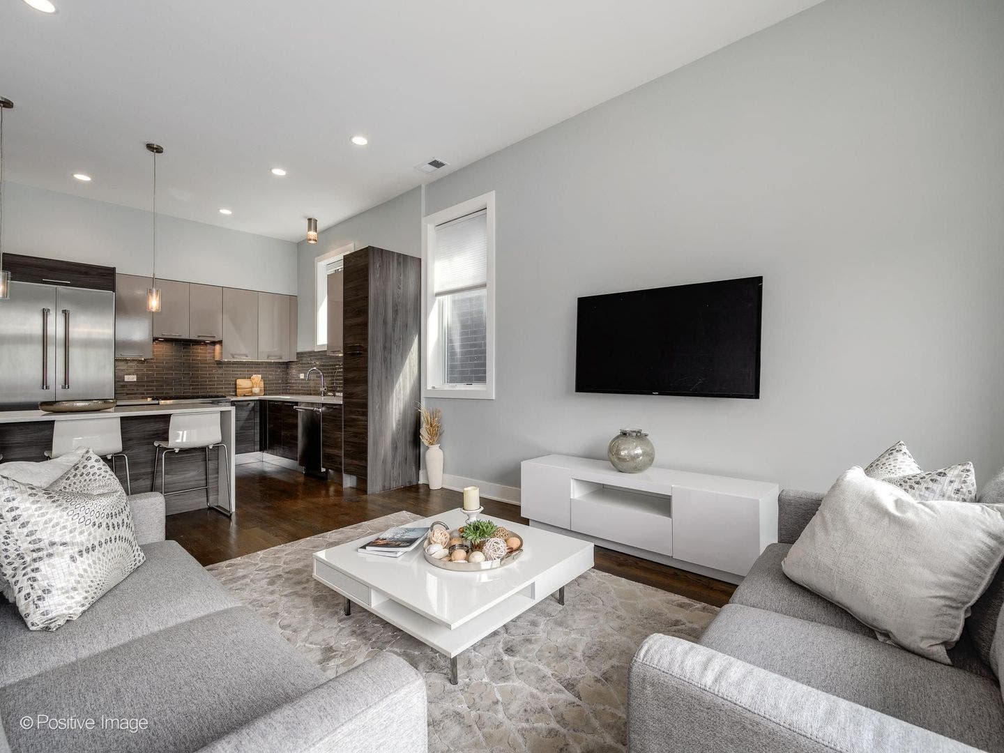 1224 W Ohio Street, #3E, Chicago, IL 60642 1224 W Ohio Street, #3E, Chicago, IL 60642