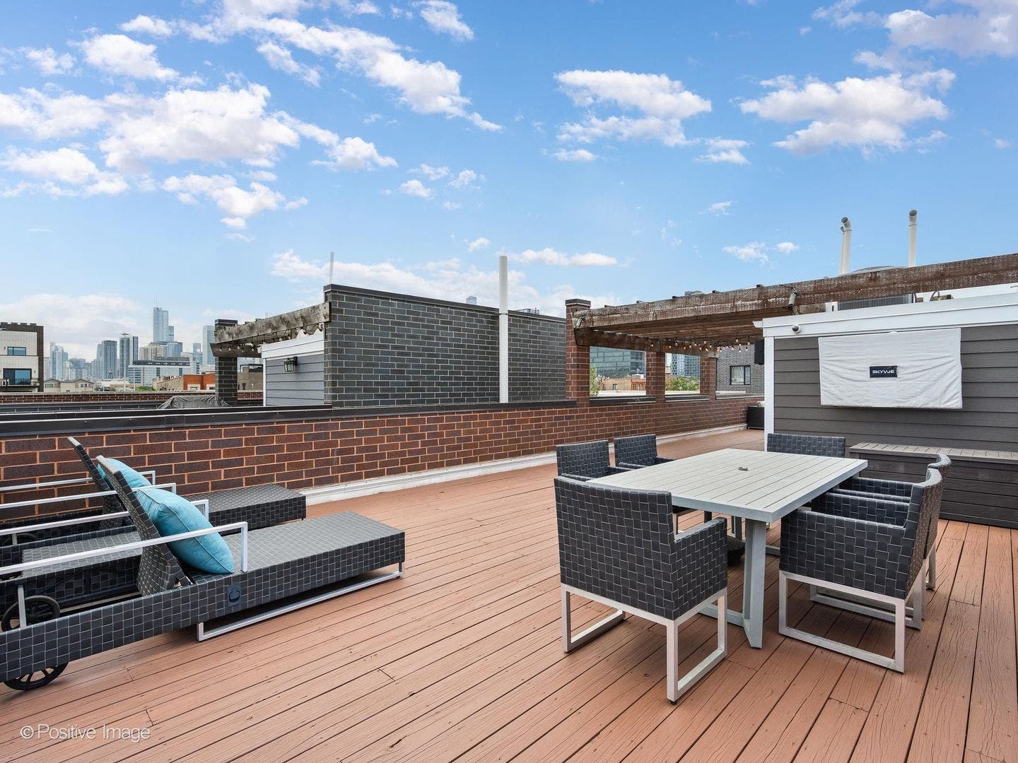 1224 W Ohio Street, #3E, Chicago, IL 60642 1224 W Ohio Street, #3E, Chicago, IL 60642