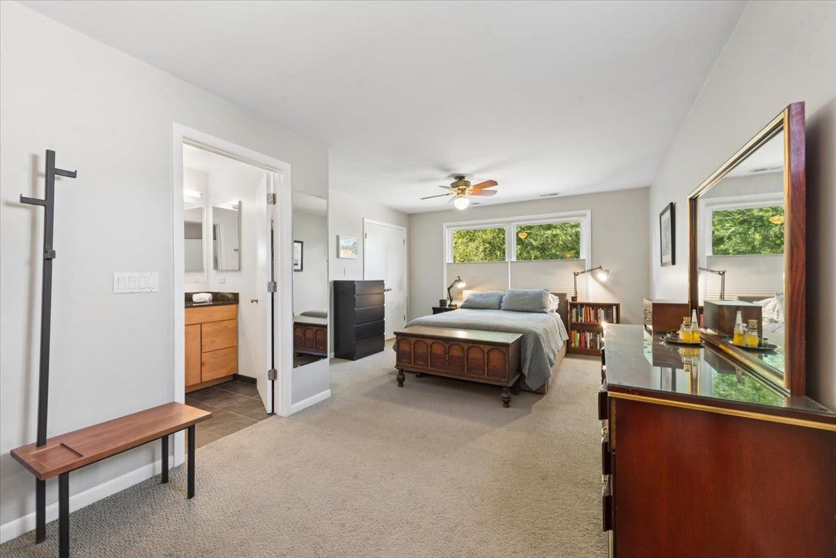 1501 Madison Street, Evanston, IL 60202