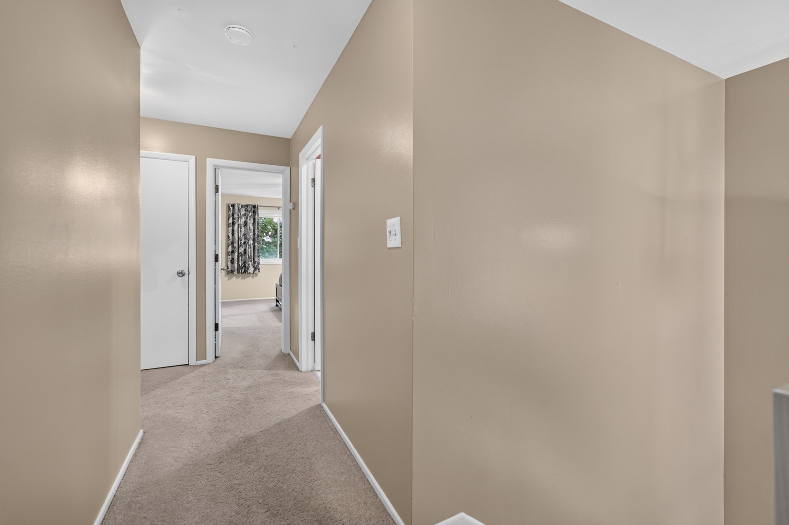 6 Cypress Square, Elgin, IL 60123 6 Cypress Square, Elgin, IL 60123