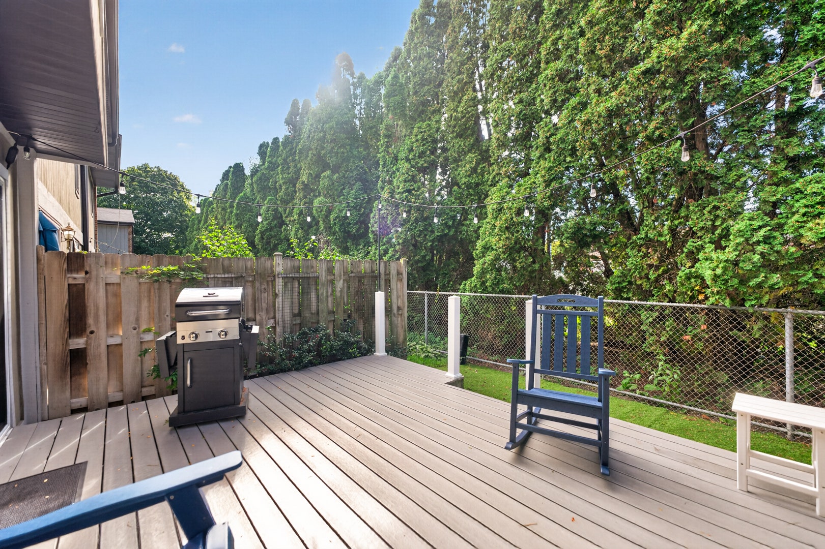 6 Cypress Square, Elgin, IL 60123 6 Cypress Square, Elgin, IL 60123