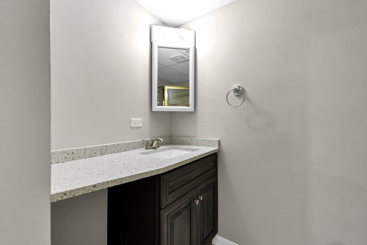230 Saint Andrews Drive, Bolingbrook, IL 60440 230 Saint Andrews Drive, Bolingbrook, IL 60440