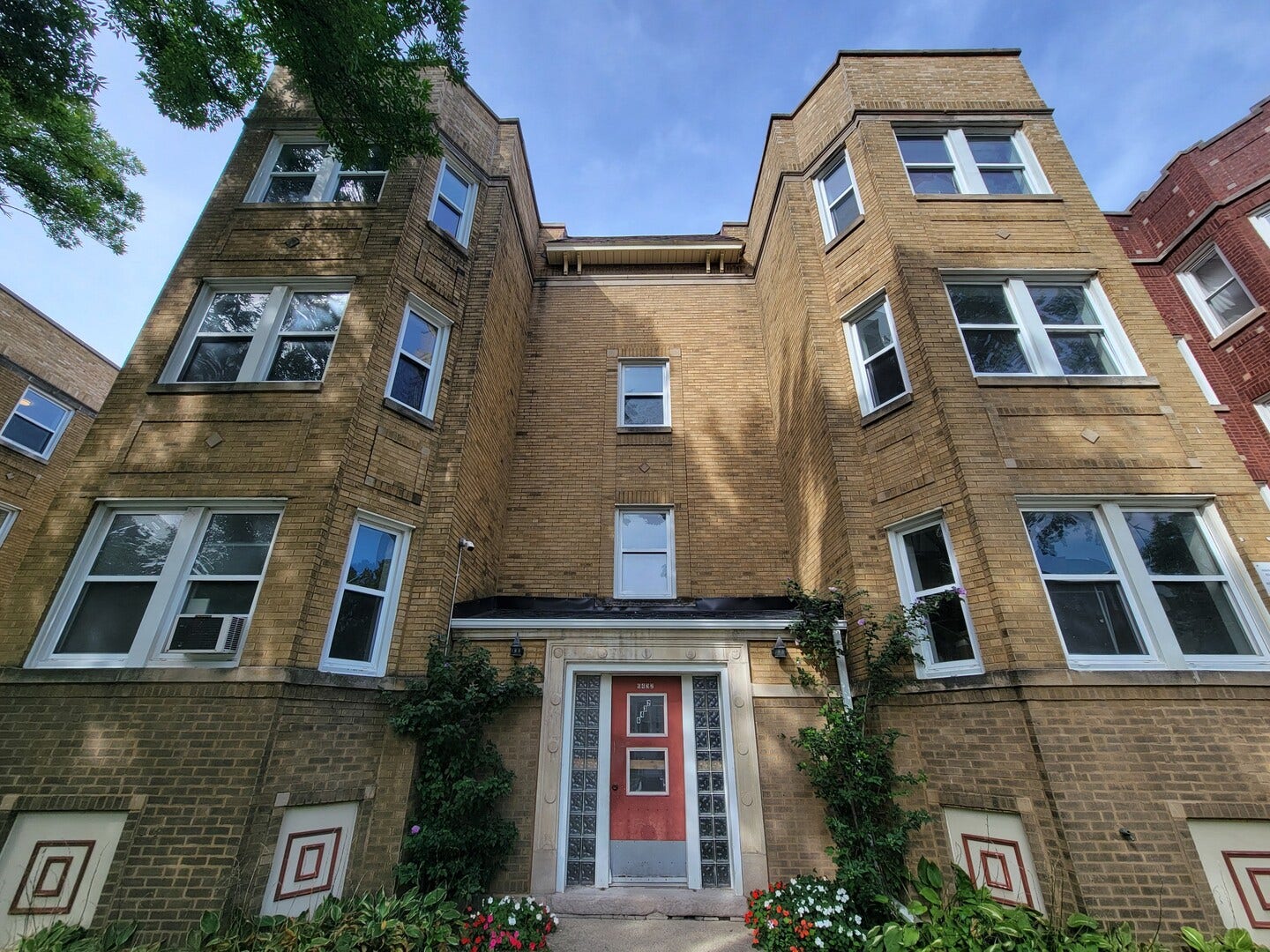 6432 N Richmond Street, #2, Chicago, IL 60645