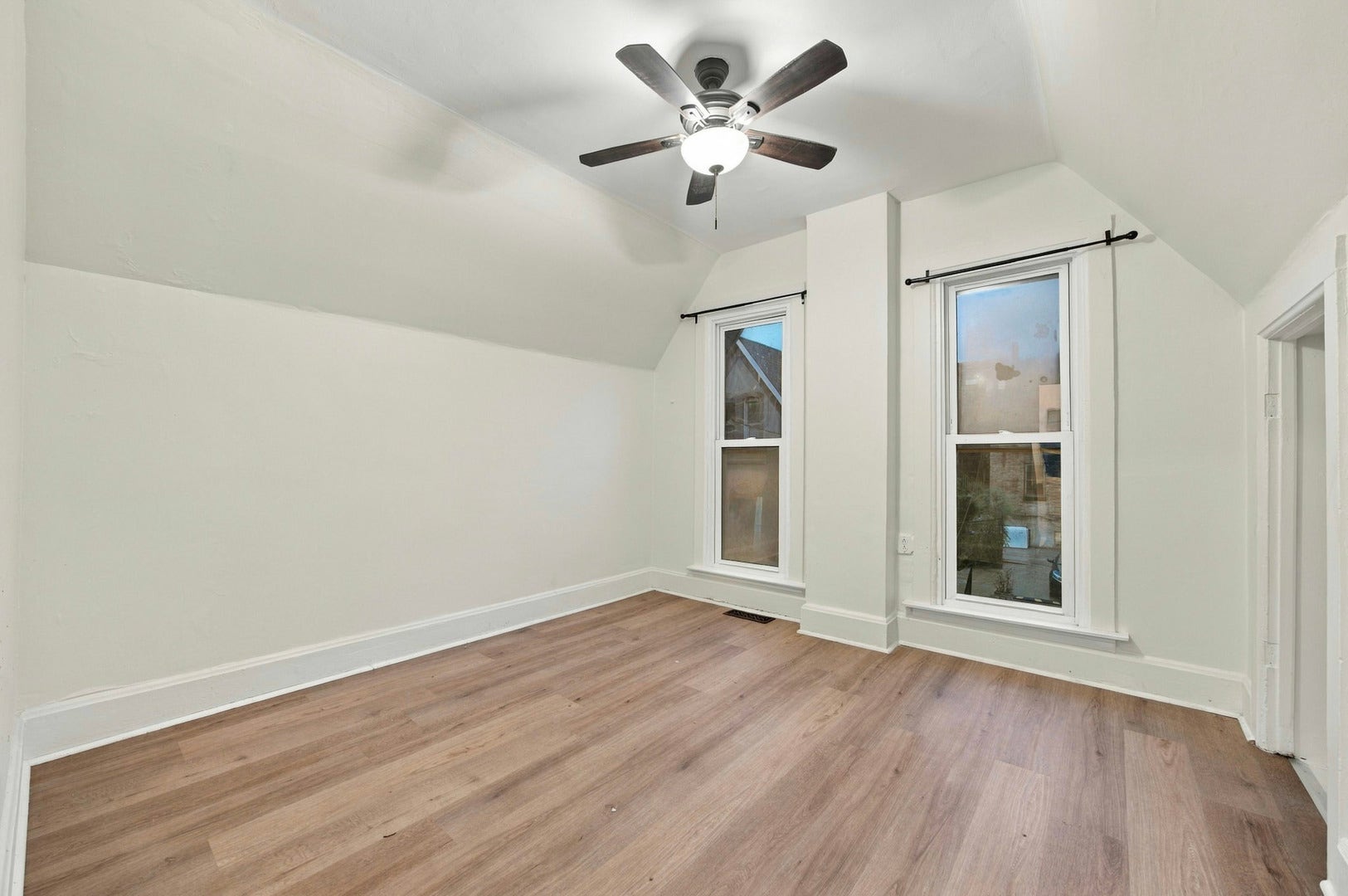 1023 S Claremont Street, Chicago, IL 60612 1023 S Claremont Street, Chicago, IL 60612