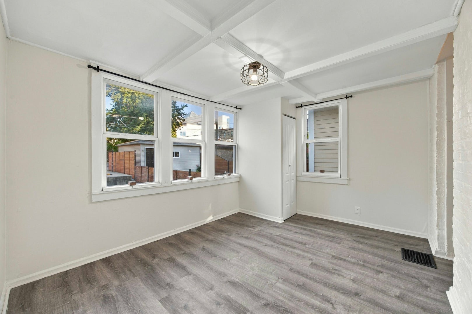 1023 S Claremont Street, Chicago, IL 60612 1023 S Claremont Street, Chicago, IL 60612