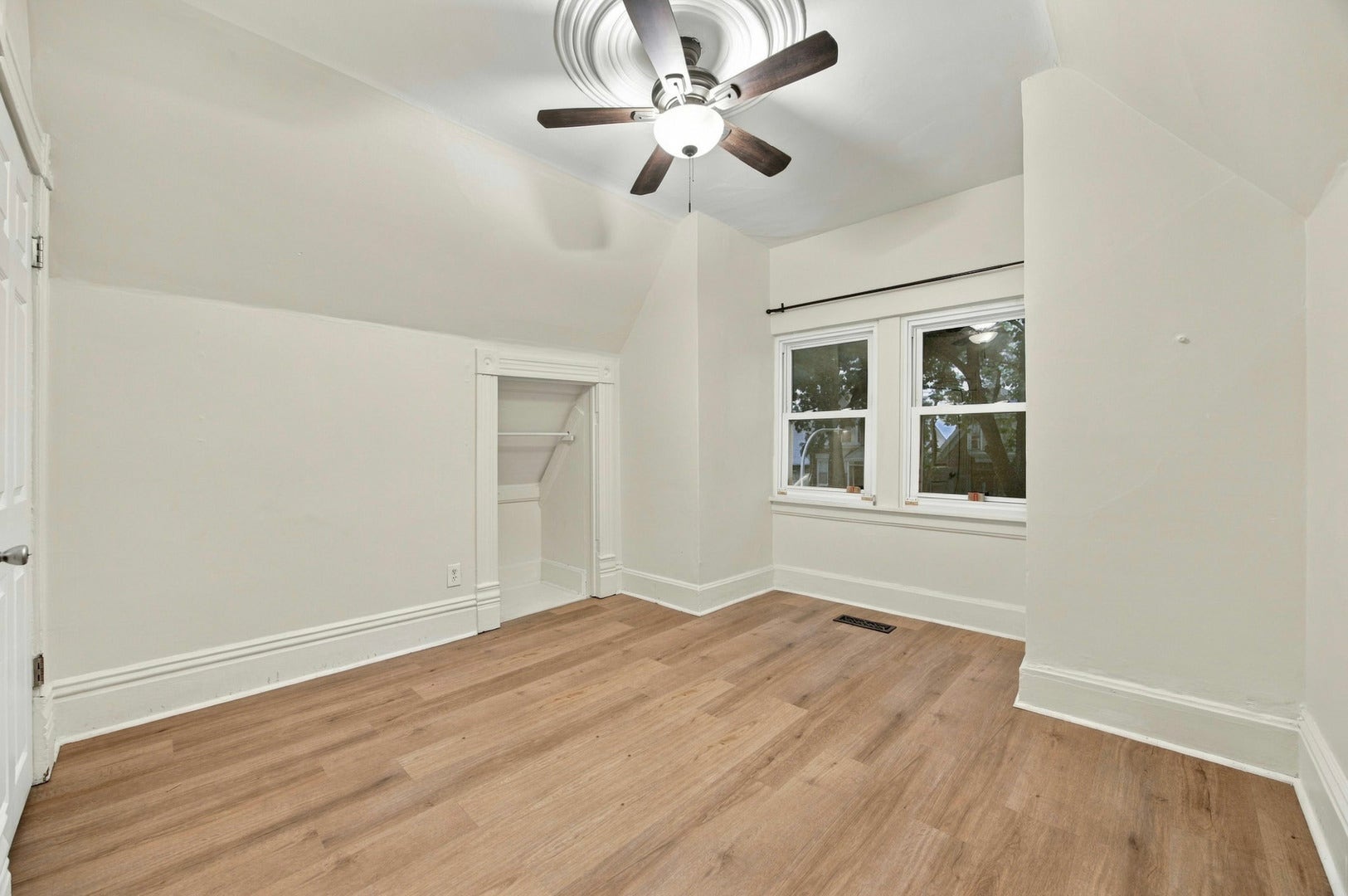 1023 S Claremont Street, Chicago, IL 60612 1023 S Claremont Street, Chicago, IL 60612