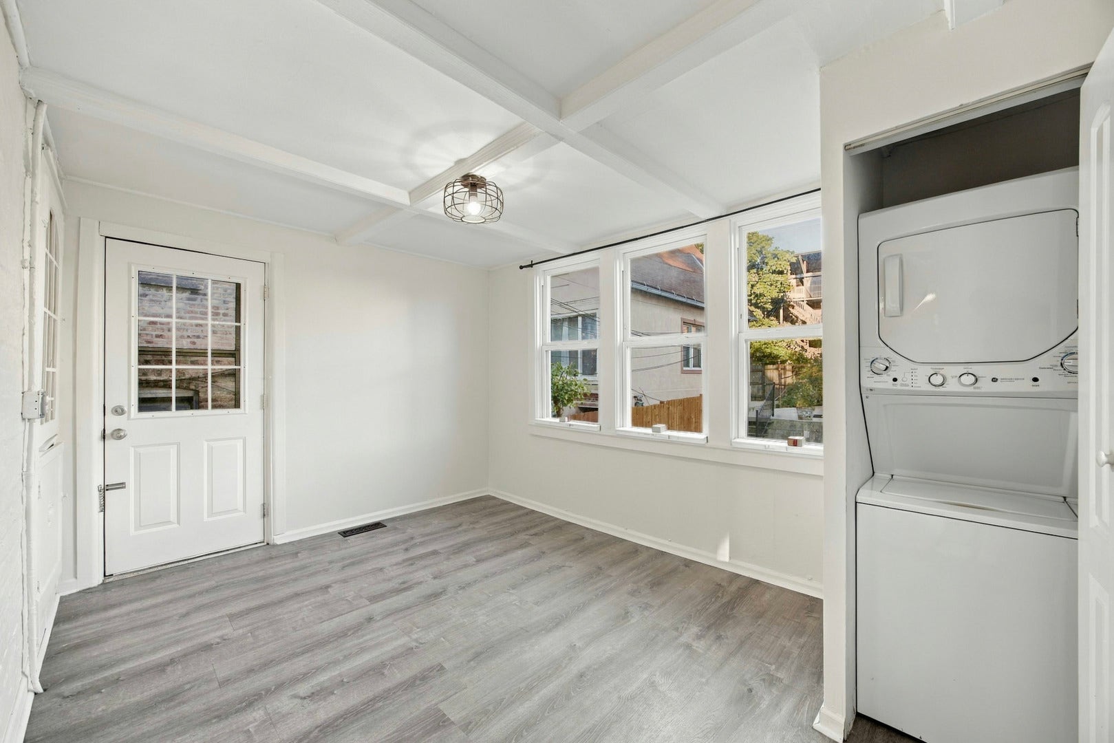1023 S Claremont Street, Chicago, IL 60612 1023 S Claremont Street, Chicago, IL 60612