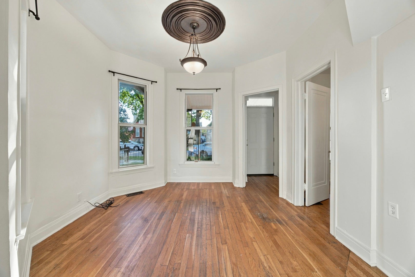 1023 S Claremont Street, Chicago, IL 60612 1023 S Claremont Street, Chicago, IL 60612