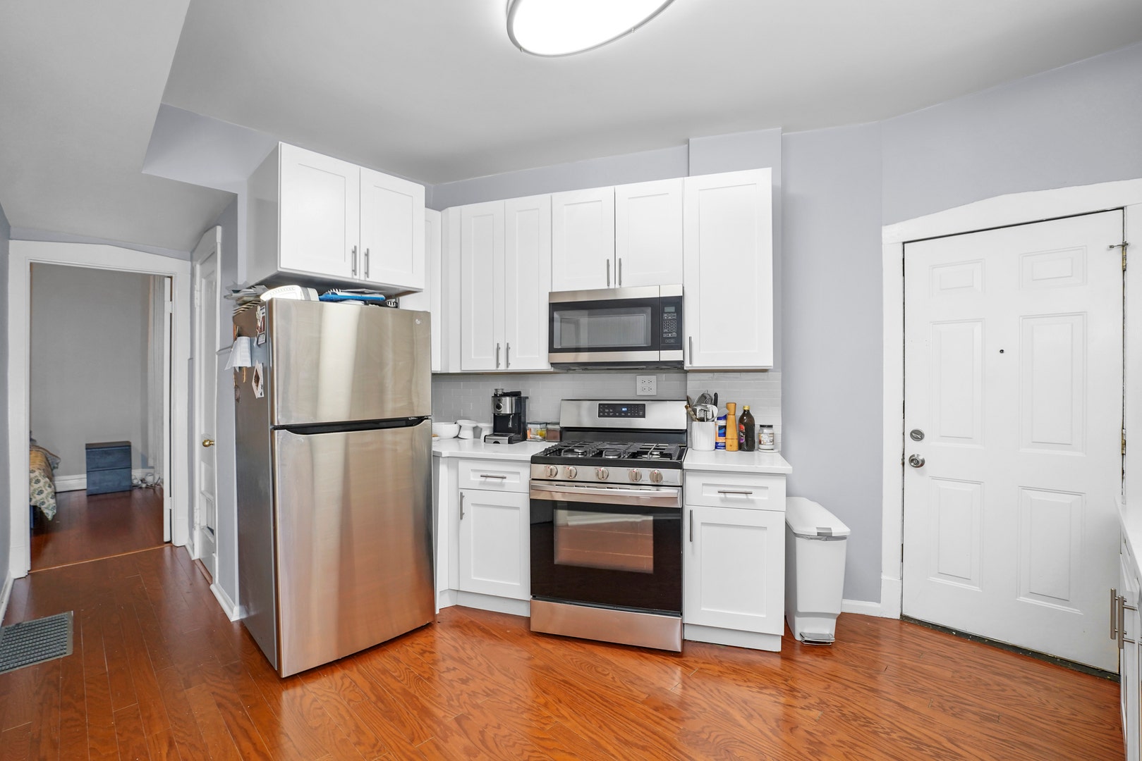 4363 N Lincoln Avenue, Chicago, IL 60618 4363 N Lincoln Avenue, Chicago, IL 60618