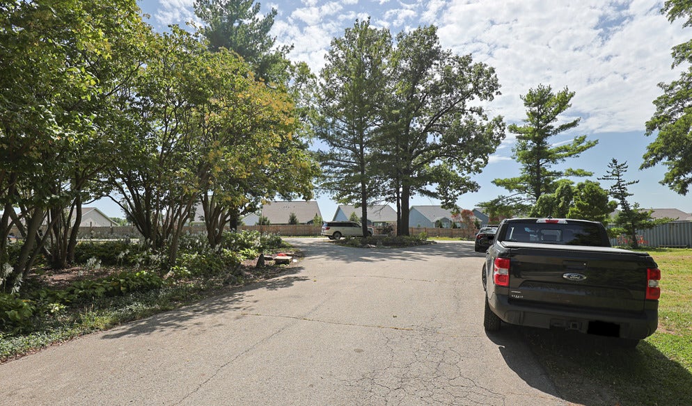 28W563 Roosevelt Road, Winfield, IL 60190 28W563 Roosevelt Road, Winfield, IL 60190