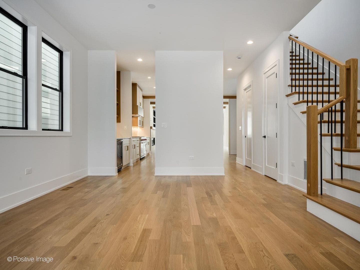 2712 N Magnolia Avenue, Chicago, IL 60614